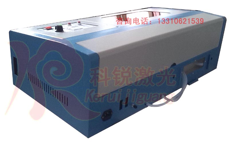 后側(cè)面.jpg 后側(cè)面.jpg